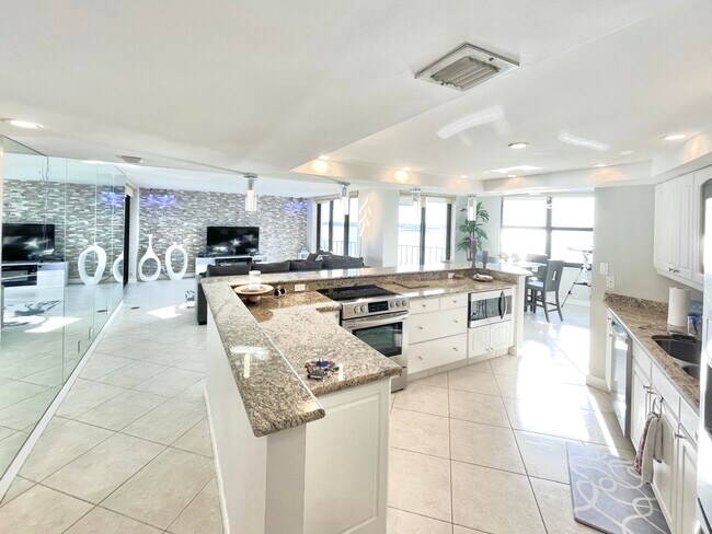 5420 N Ocean Dr Unit 906