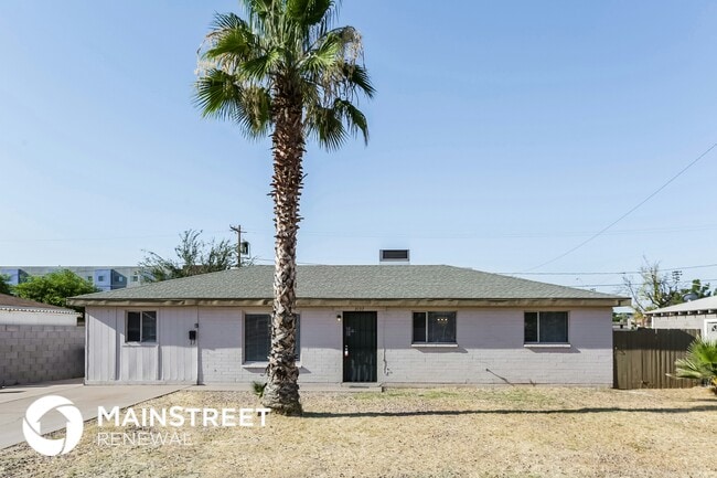 Building Photo - 3133 W Marshall Ave