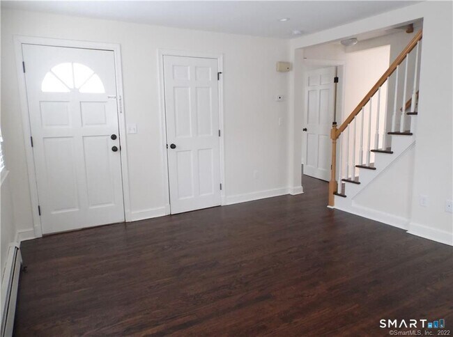 Photo - 21 Cove Ave