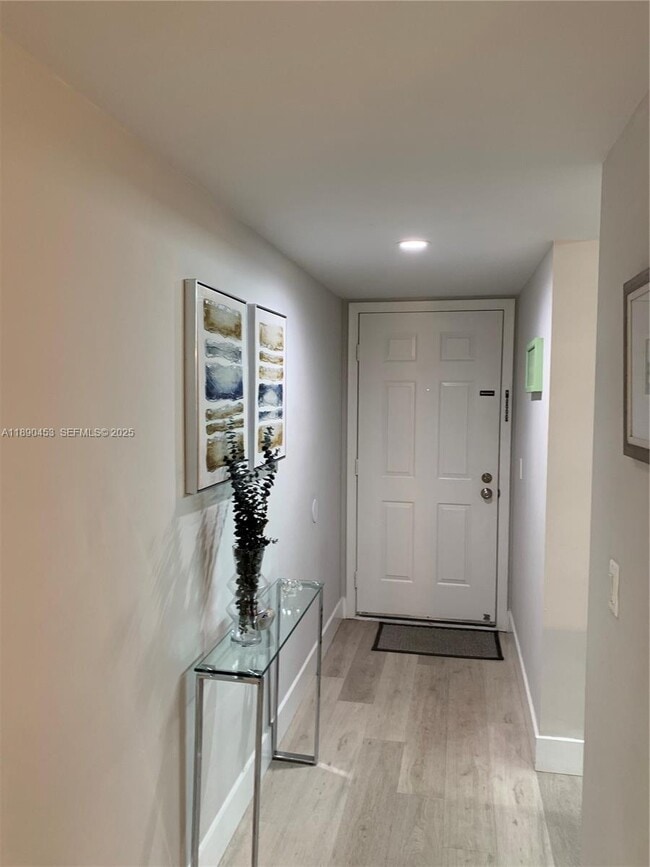 Photo - 1709 Whitehall Dr Unit 206