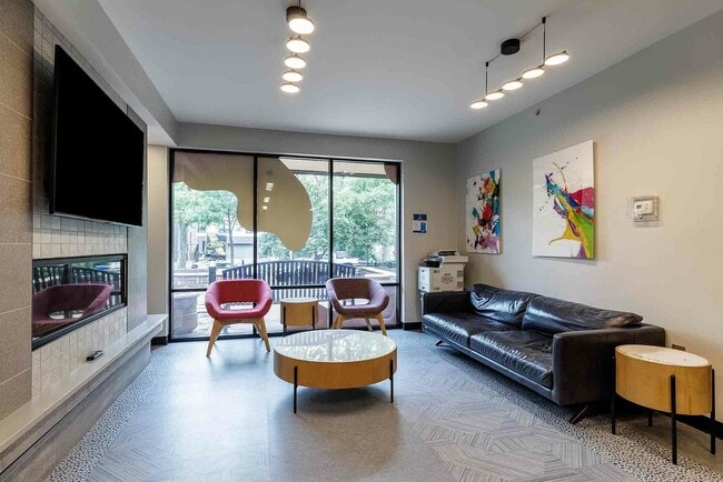 Yugo Minneapolis 412 Lofts-POI-03
