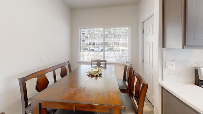 Photo - Carruth Ave &amp; Home Ave Unidad Carruth Ave