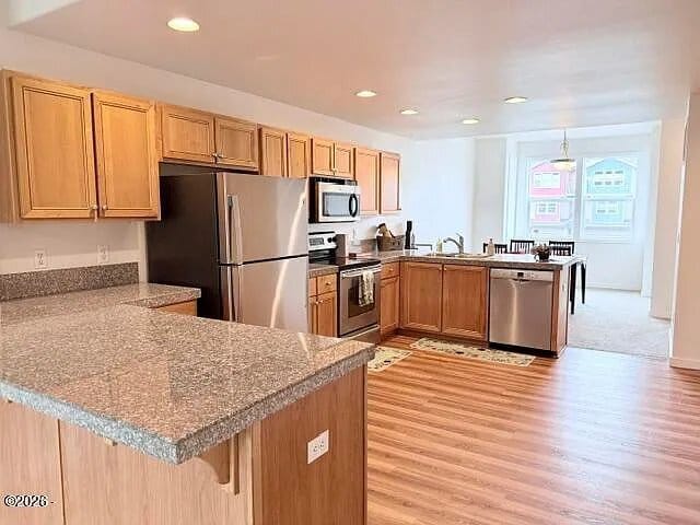 Photo - 475 SE 35th St