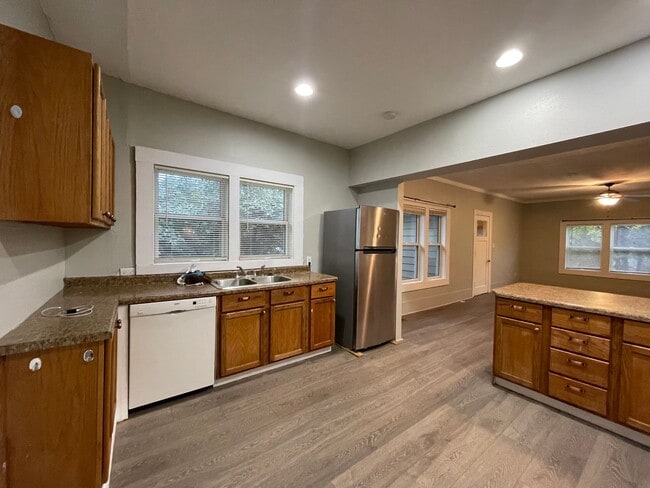 Photo - Cozy Three Bedroom in the Heart of Minot