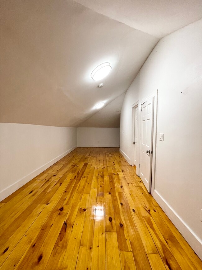 Photo - 106 Summer St Unit 3