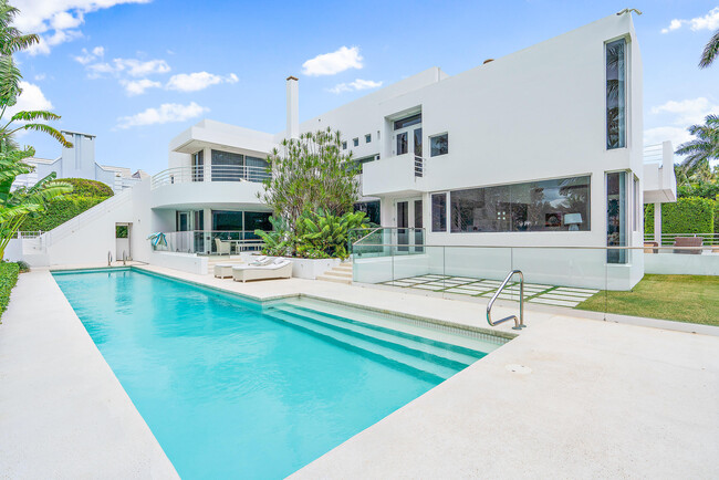 Photo - 1600 N Ocean Blvd Casa