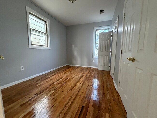 Photo - 50 Gates Ave Unidad 2