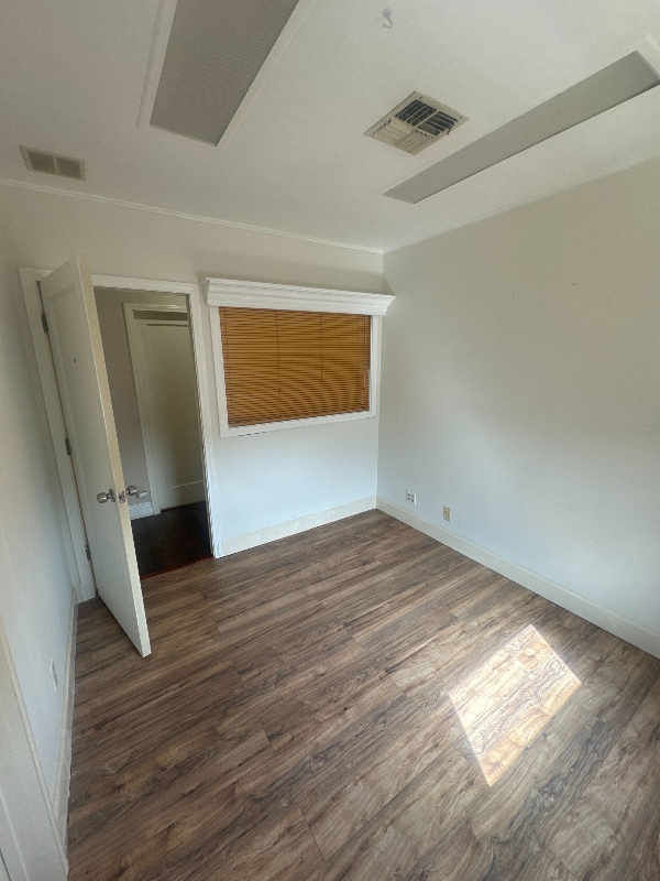 Building Photo - 3233 E Broadway Rental