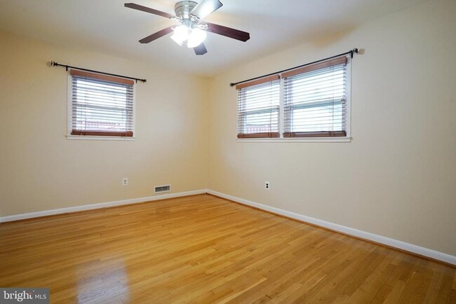 Photo - 2017 N Cameron St