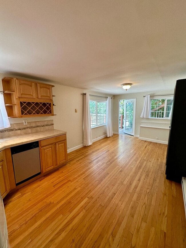 Photo - 49 Los Gatos Blvd Unit B