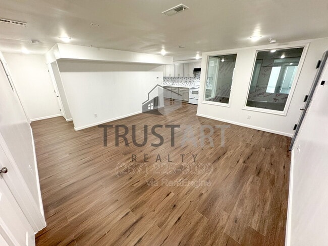 Photo - 2317 N 15th St Unit 5