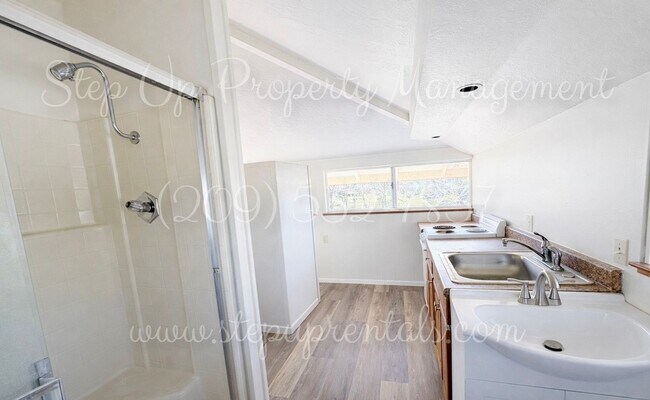 Photo - 20381 Sherry Ct Unidad C