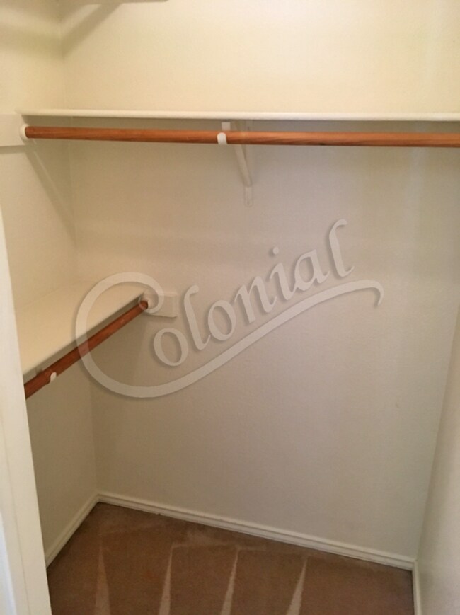 Photo - 4604 Bowles Dr Unit B