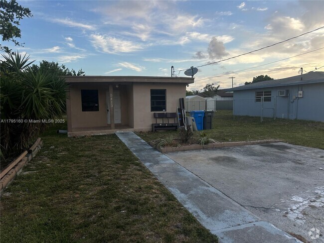 Building Photo - 5413 SW 19th St Rental
