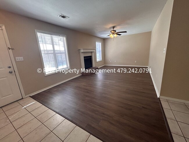 Photo - 230 W Gary St