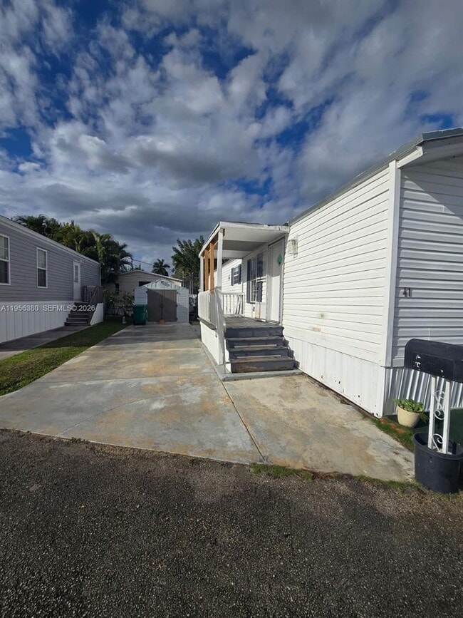 Photo - 17350 SW 232nd St