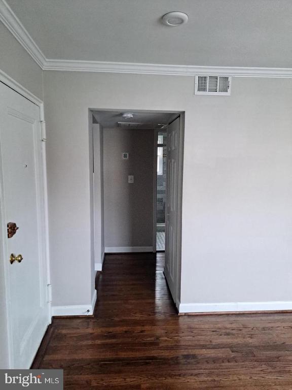 Building Photo - 3063 Patrick Henry Dr Unit 102 Rental