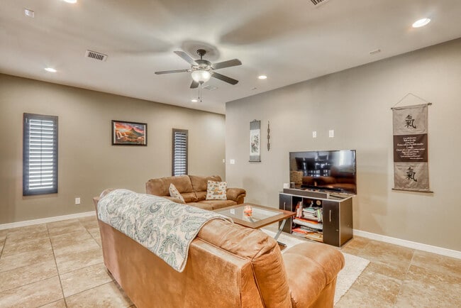 Photo - 14311 E Cave Ave