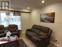 Photo - 2 Waringstown Dr