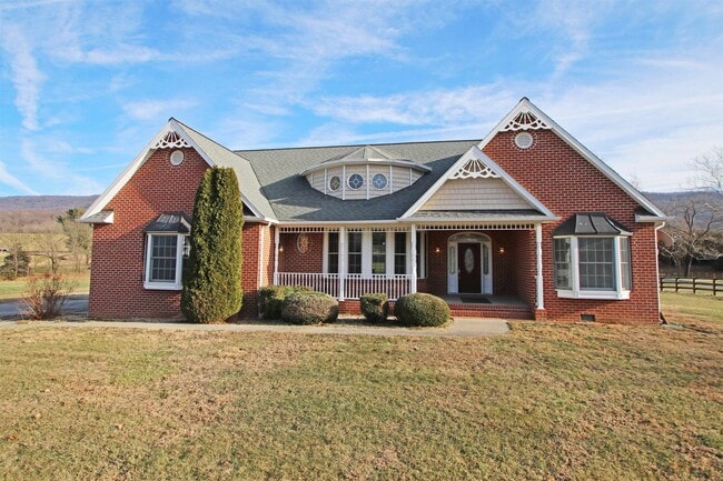 Building Photo - 17888 Mountain Valley Rd