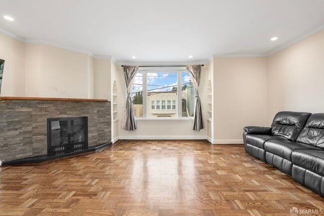 Photo - 112 Baden St