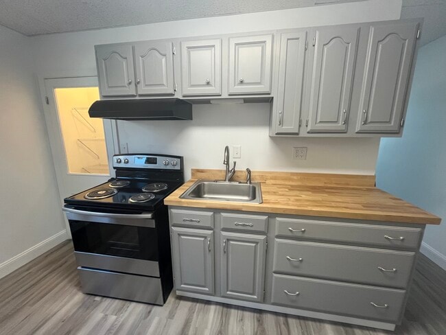 Photo - 36 N Main St Unidad 6