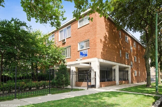 Building Photo - 2600 W Logan Blvd Unit 2L Rental