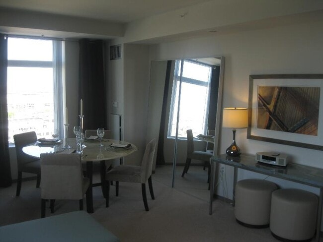 80 W Broadway Unit 301