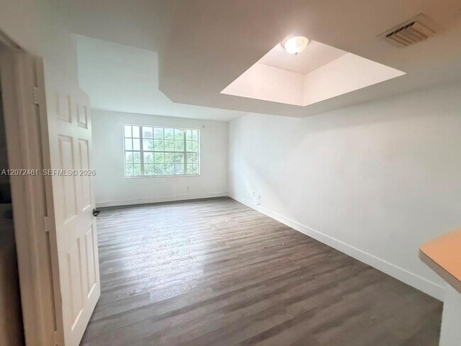 701 SW 148th Ave