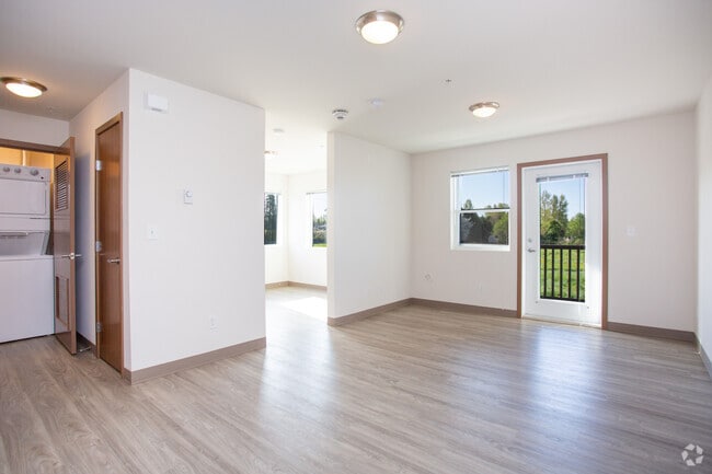 1BR,1BA-703SF
