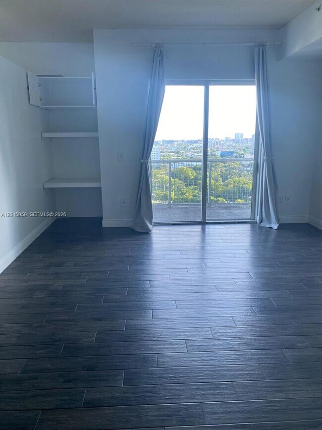 Photo - 10 SW South River Dr Unit 1708