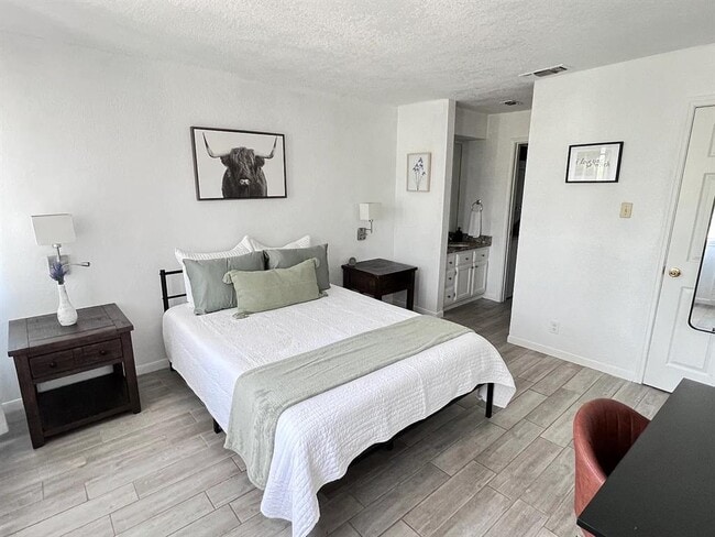 Photo - 8888 Tallwood Dr Unit 3209