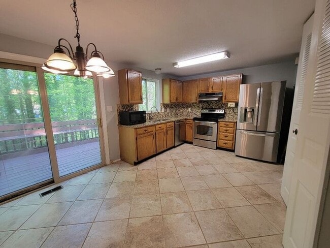 Photo - 3307 Piney Grove...Split Level...Avail NOW!!!