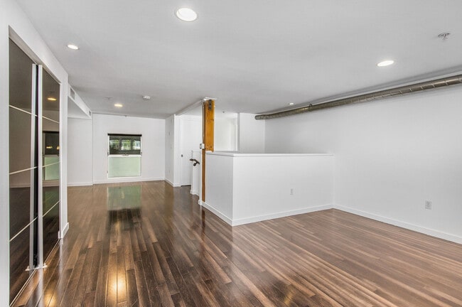 Photo - 4215 Glencoe Ave Unit 130