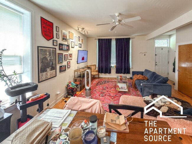 Photo - 2835 N Damen Ave Unit 1F