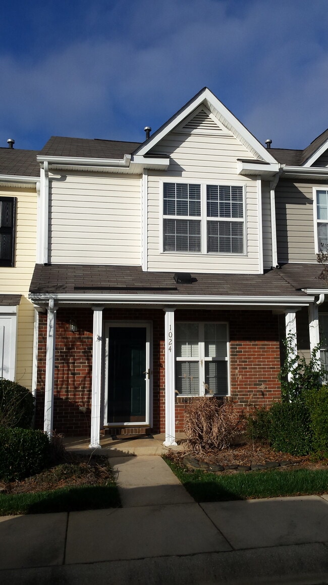 Photo - 1024 Oak Blossom Way Townhome
