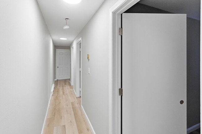 Photo - 26 Old West Brookfield Rd Unit 2