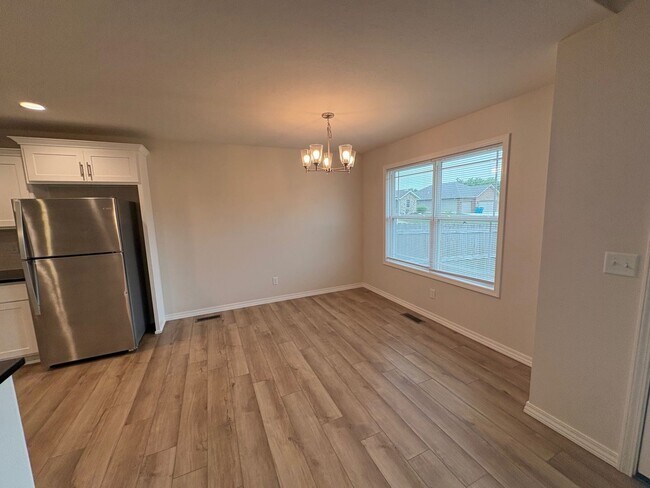 Photo - 4354 W Riley St