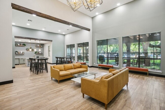 Ventana Oaks Apartments