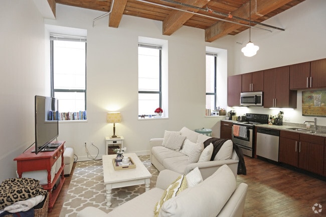 1HAB, 1BA: 730 ft² - Lucas Place Lofts