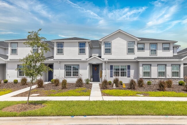 Building Photo - 3BR Center Lake Townhome | 2-Car Garage, Loft & Resort-Style Amenities