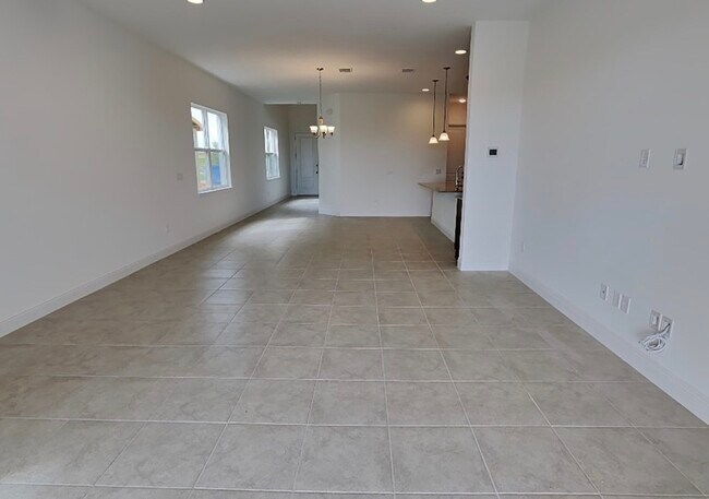 Photo - 15709 Vetta Dr