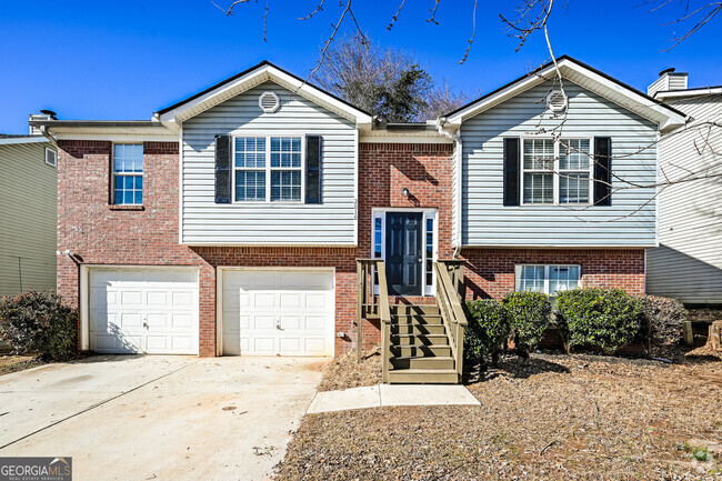 Building Photo - 2010 Oak Terrace Dr SE Rental