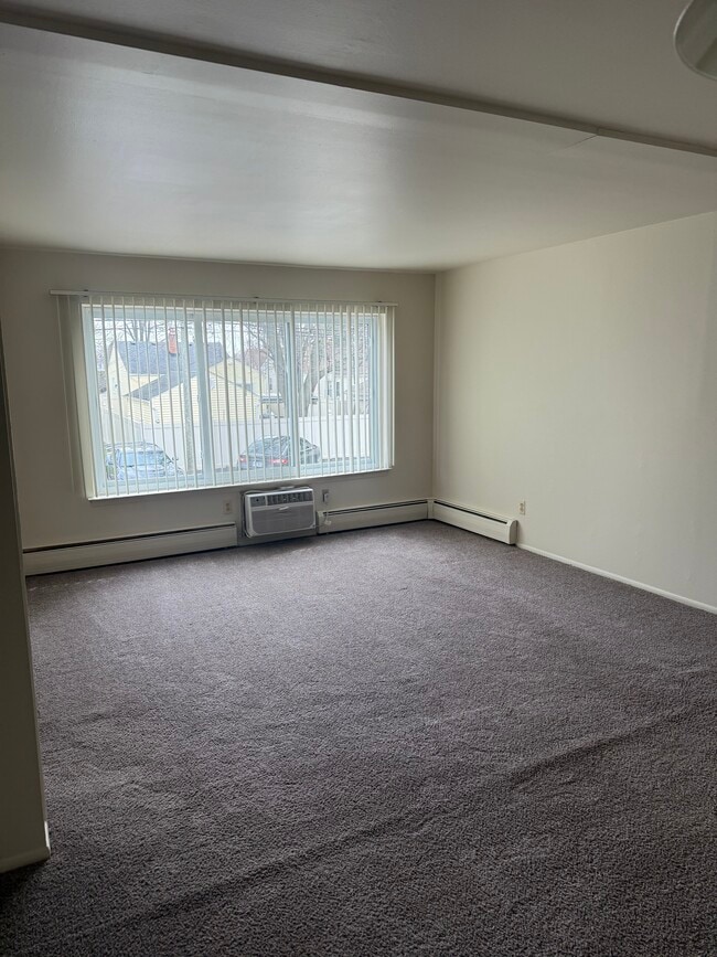 Photo - Royal Park Apartments