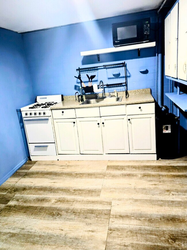 Photo - 913 Franklin Ave