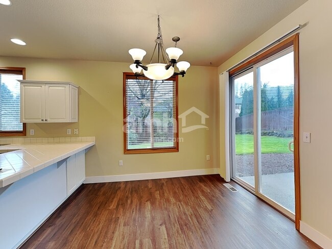 Photo - 495 Sunset Ridge Dr