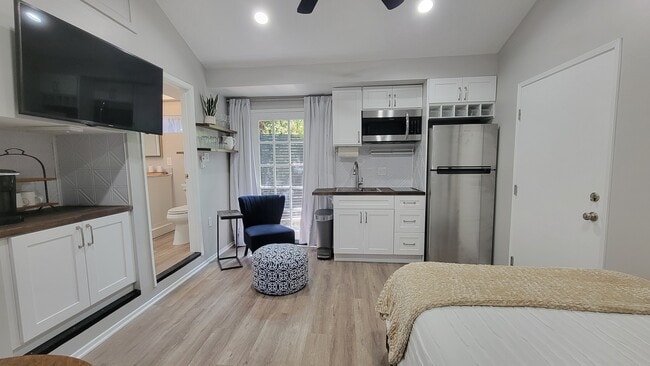Photo - 17731 Raymer St House