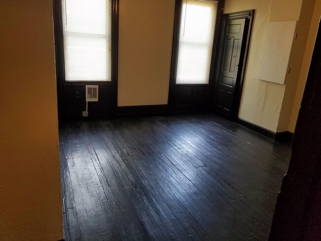 Photo - 1225 W Allegheny Ave Unit 2R