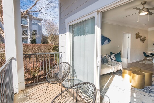 Avana Lake Norman
