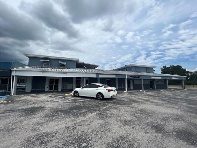 Building Photo - 1407 N Betty Ln Unit 4